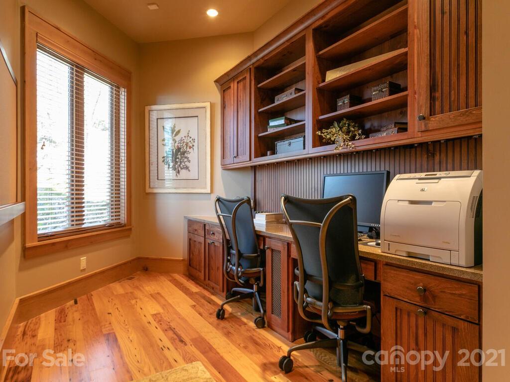 96 Wormy Chestnut Road Burnsville NC 28714