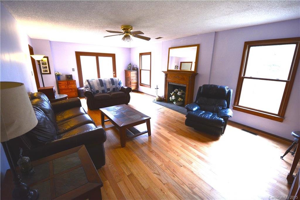 35 Long Ridge Road Candler NC 28715