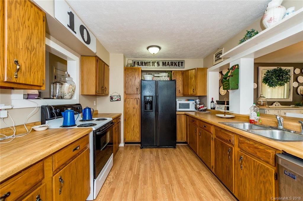 2 Glen Meadows Road Arden NC 28704