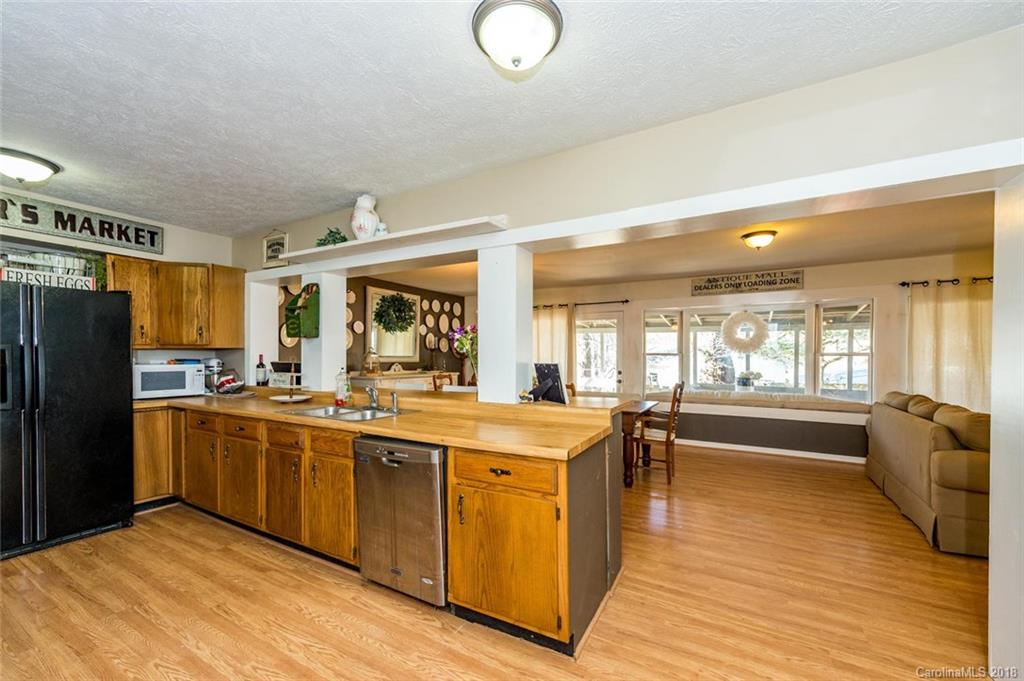 2 Glen Meadows Road Arden NC 28704