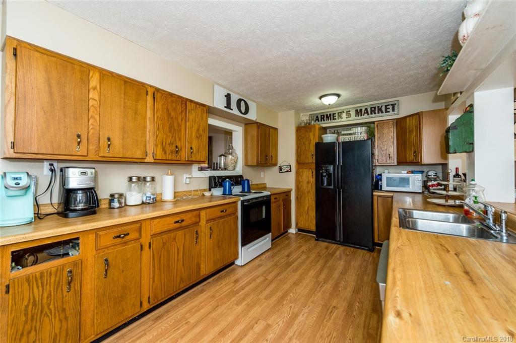 2 Glen Meadows Road Arden NC 28704