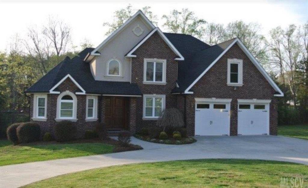 1437 Sweetbriar Lane Hickory NC 28602