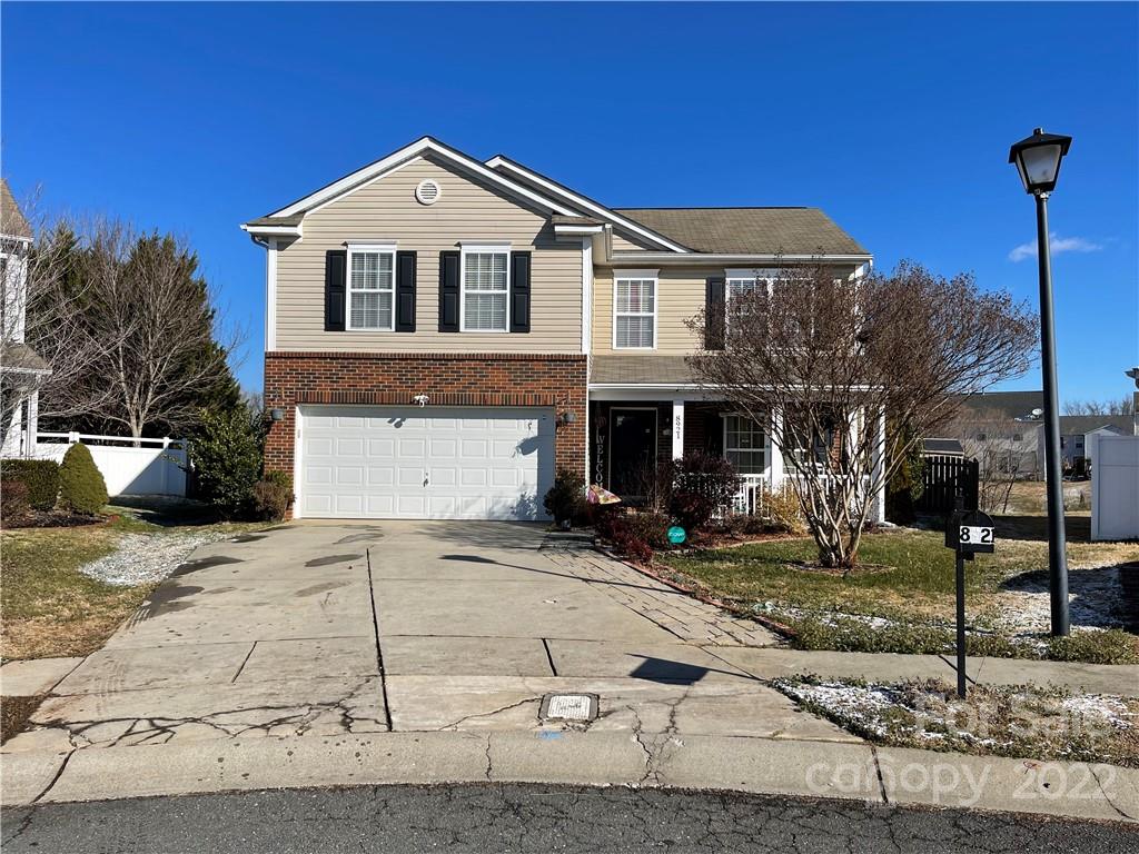 8921 Overlay Court Charlotte NC 28216