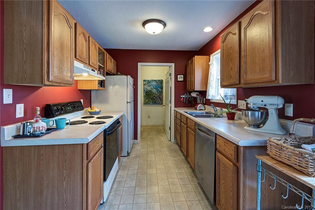 40 W Raleigh Road Asheville NC 28803