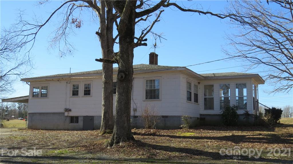 1107 Chase High Road Forest City NC 28043