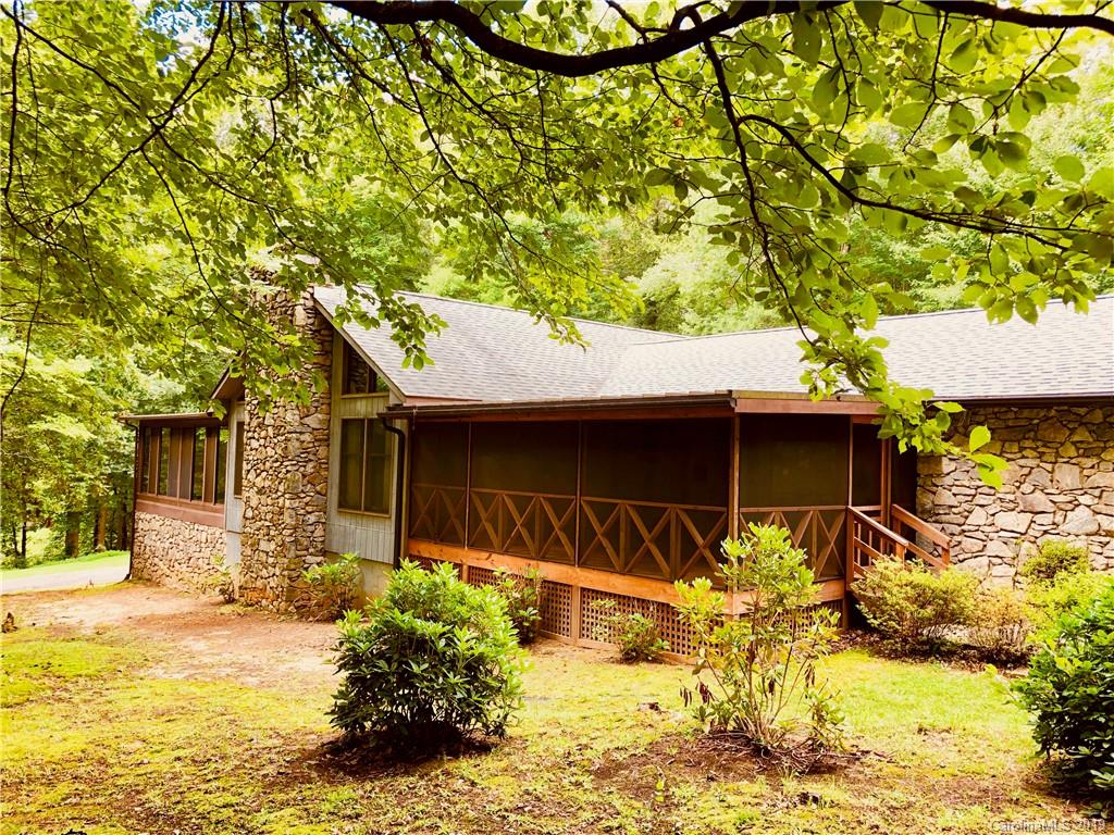 45 Liberty Road Candler NC 28715