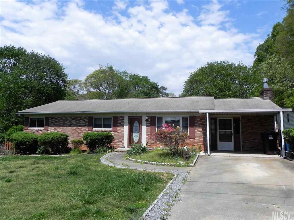 2763 17th Avenue NE Hickory NC 28601