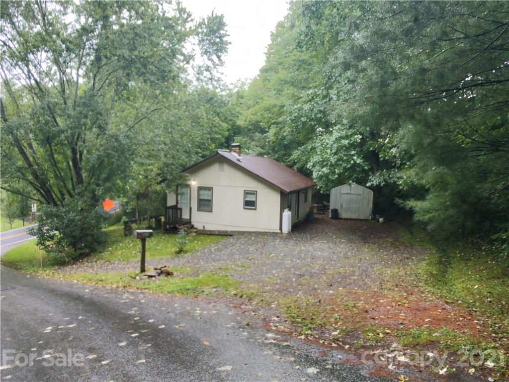 21 Unity Drive Waynesville NC 28786
