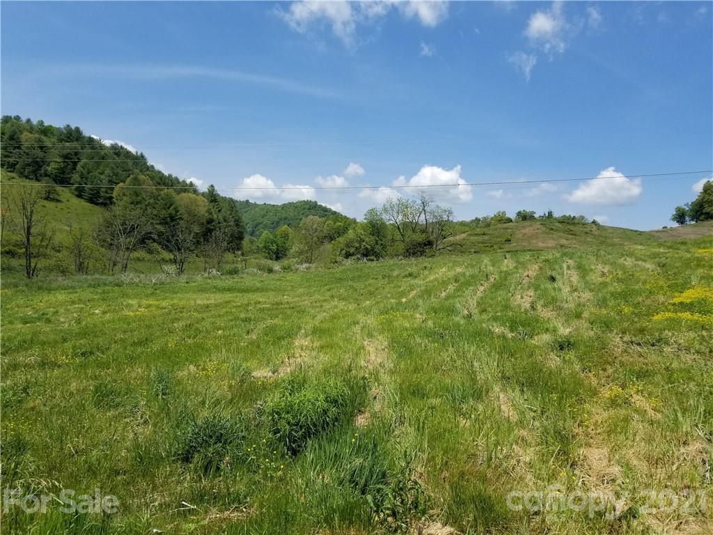 560 Mckinney Road Burnsville NC 28714