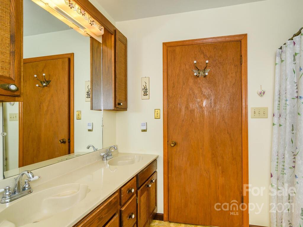 259 Ox Creek Road Weaverville NC 28787
