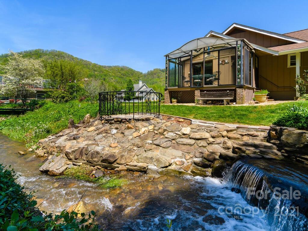 259 Ox Creek Road Weaverville NC 28787