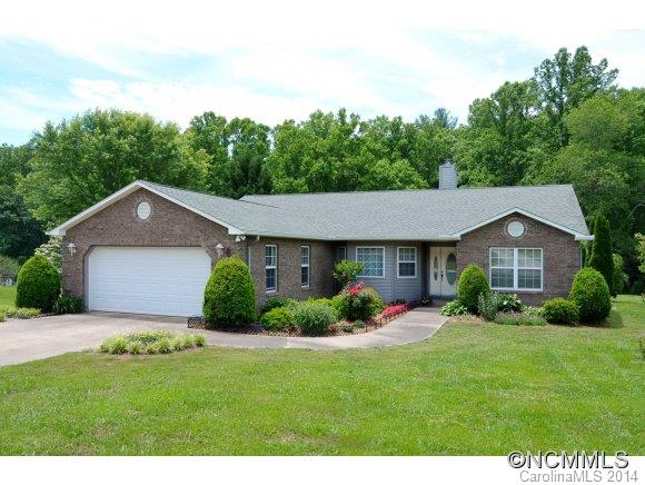 48 Warlick Road Mills River NC 28759