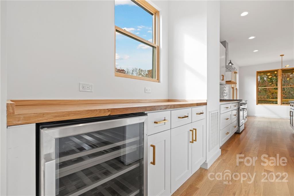 163 Hudson Street Asheville NC 28806