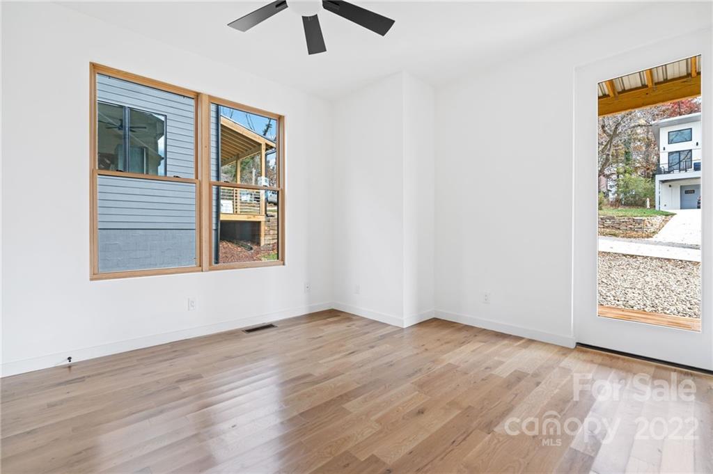 163 Hudson Street Asheville NC 28806