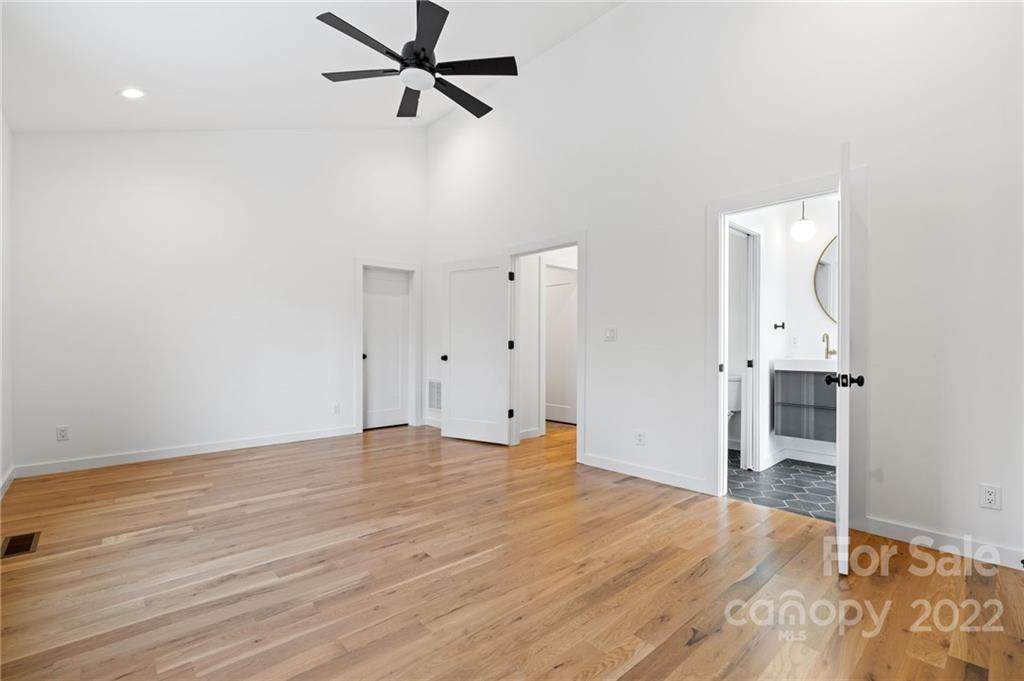 163 Hudson Street Asheville NC 28806