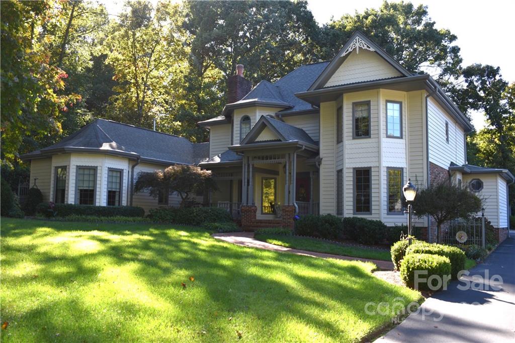 711 1st Avenue Place NE Conover NC 28613