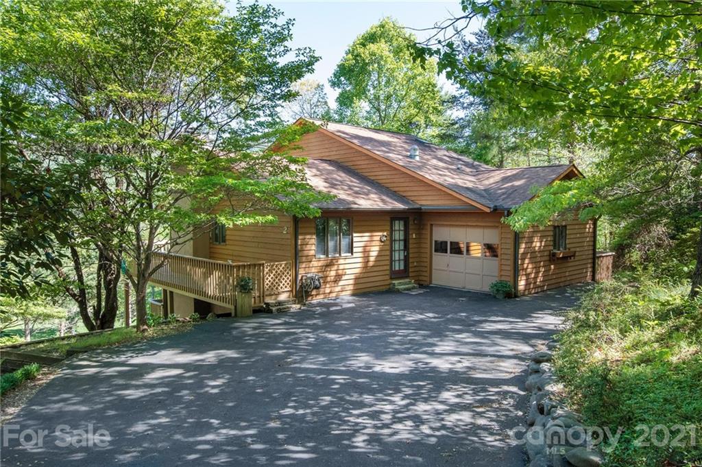 2 Ladyslipper Road Weaverville NC 28787