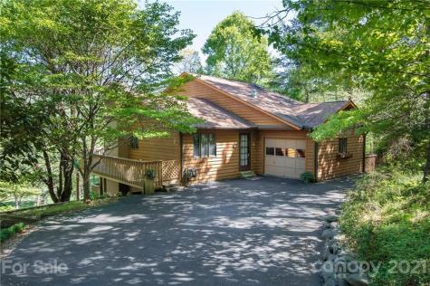 2 Ladyslipper Road