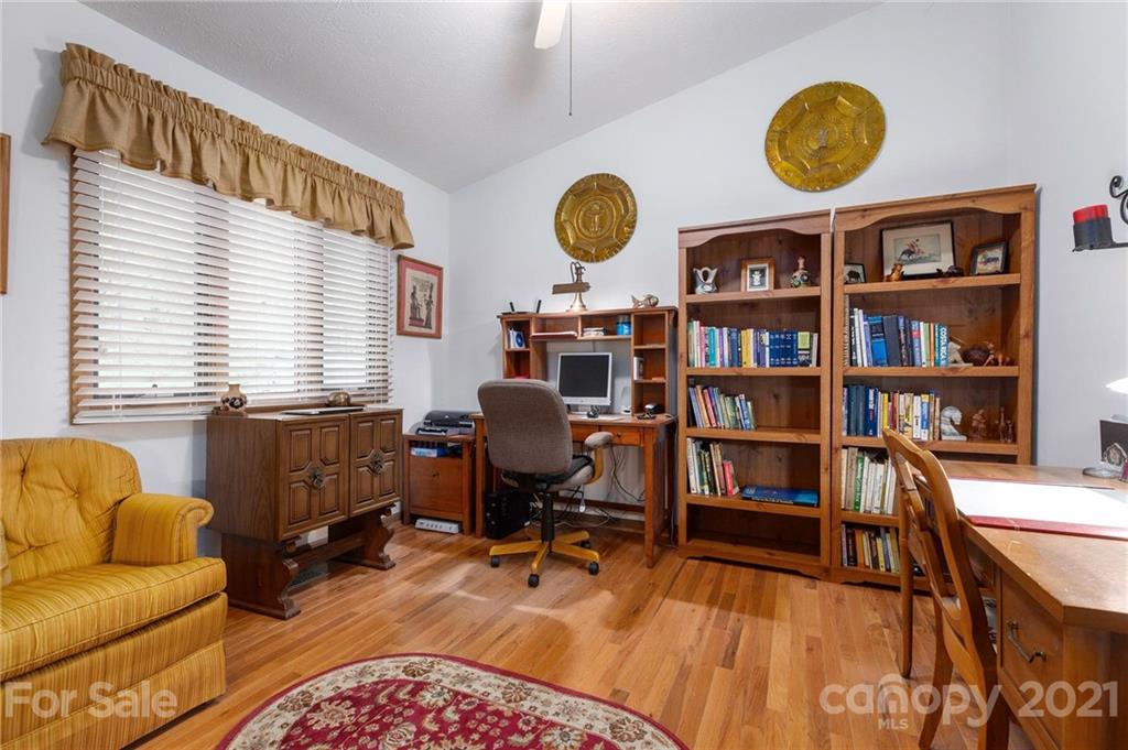 2 Ladyslipper Road Weaverville NC 28787