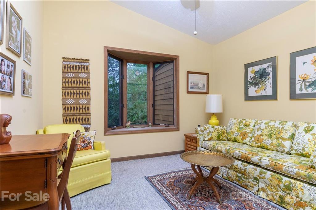 2 Ladyslipper Road Weaverville NC 28787