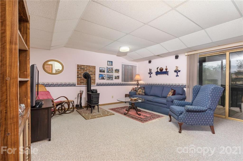2 Ladyslipper Road Weaverville NC 28787