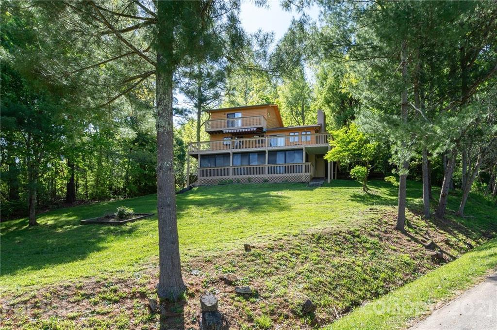 2 Ladyslipper Road Weaverville NC 28787
