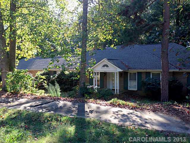 800 Elizabeth Lane Matthews NC 28105