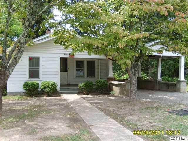 1332 7th Street Statesville NC 28677