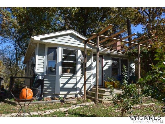 27 Massey Road Asheville NC 28804