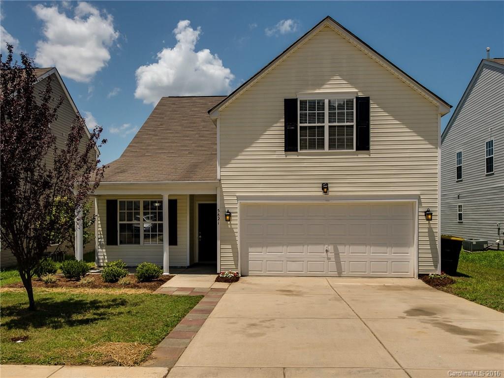 5821 Brookfield Pointe Drive Charlotte NC 28216