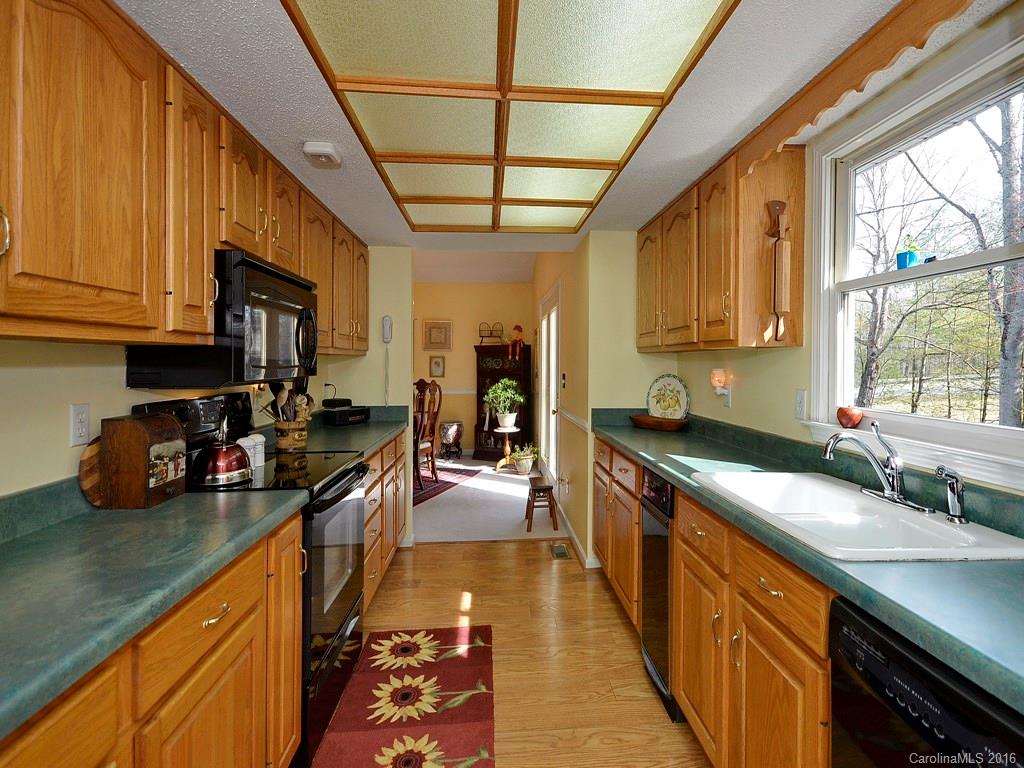 7 Sweetwater Oaks Drive Fletcher NC 28732