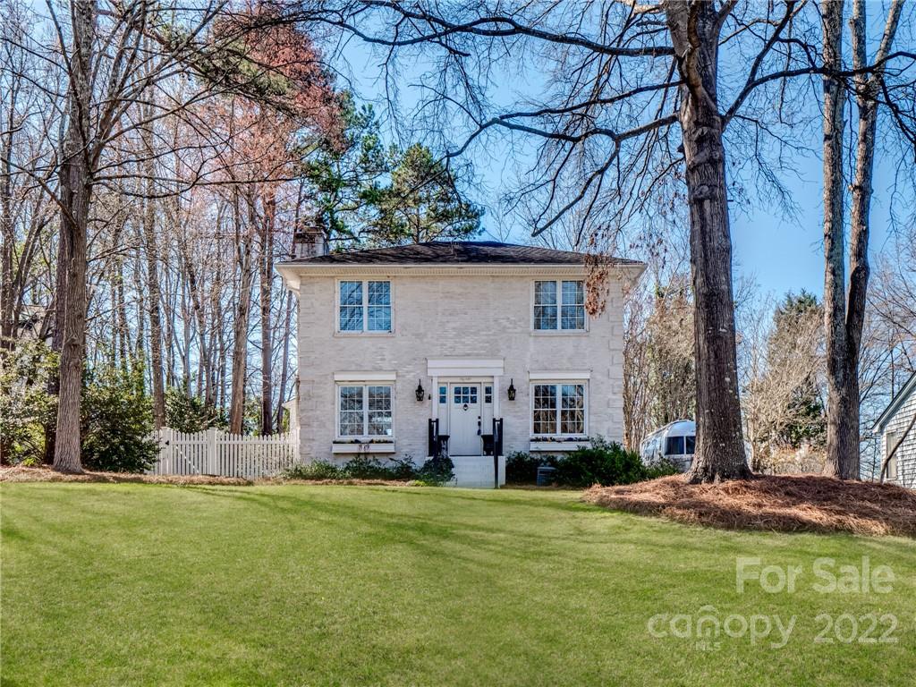8310 Strawberry Point Drive Charlotte NC 28215