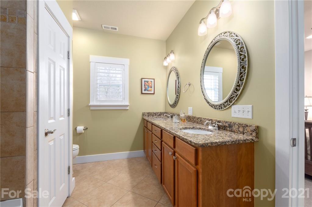 111 Fairview Oaks Lane Asheville NC 28803
