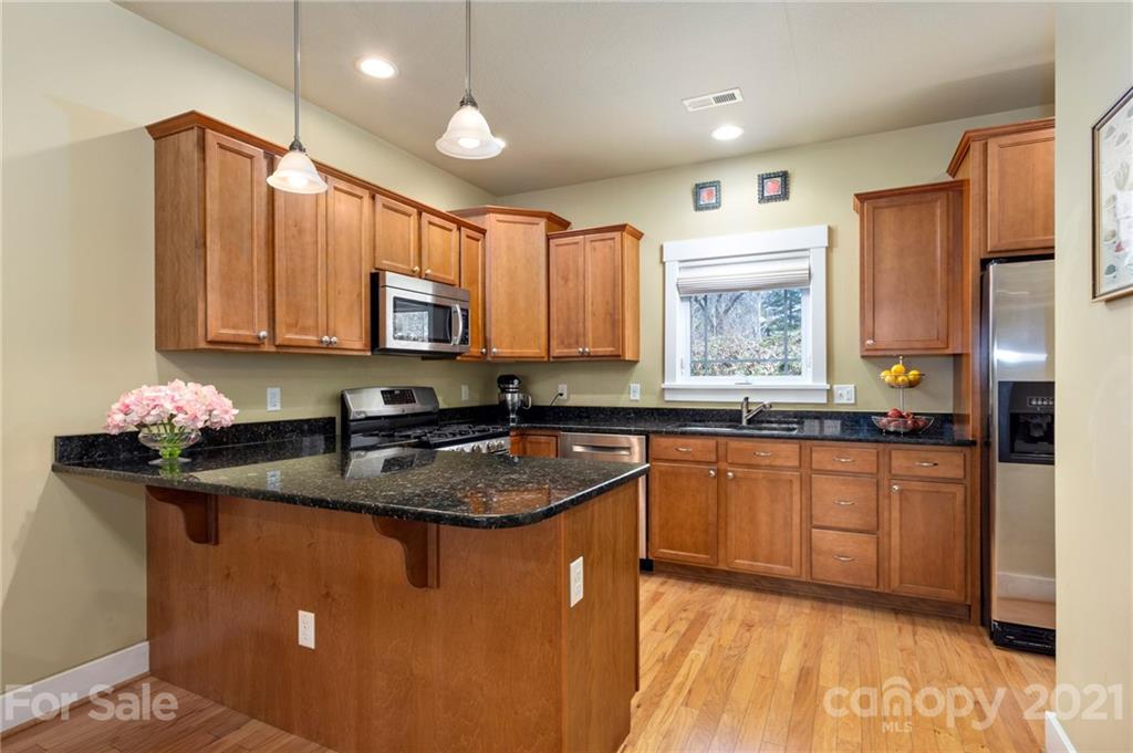 111 Fairview Oaks Lane Asheville NC 28803