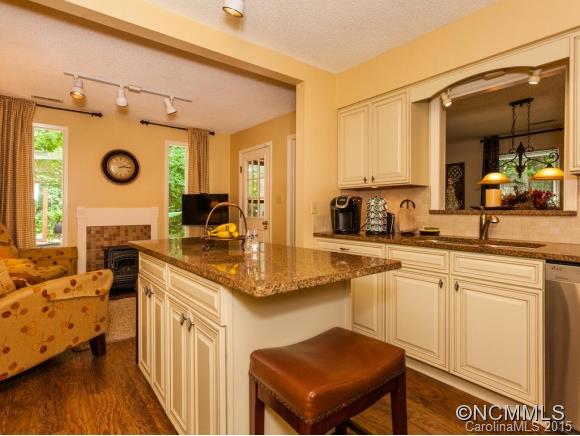 106 Lovers Loop Road Asheville NC 28803