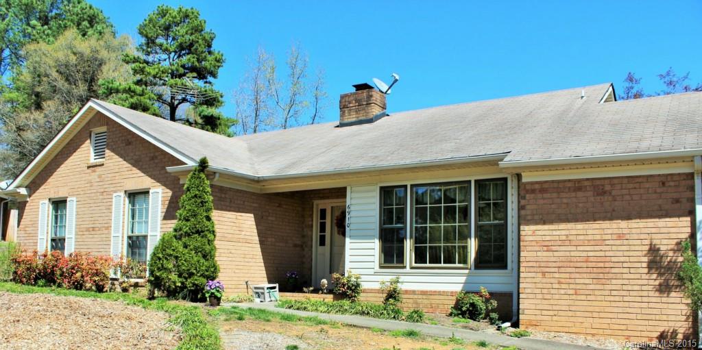 6910 Holly Court Matthews NC 28104