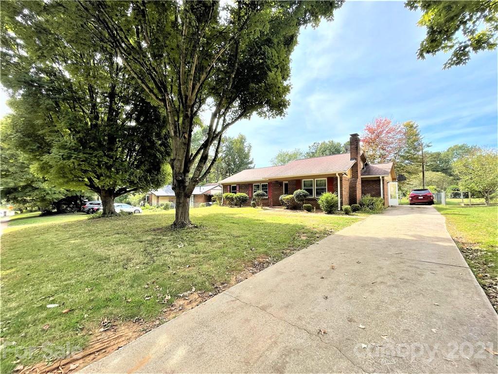 6413 Harrisburg Road Charlotte NC 28227