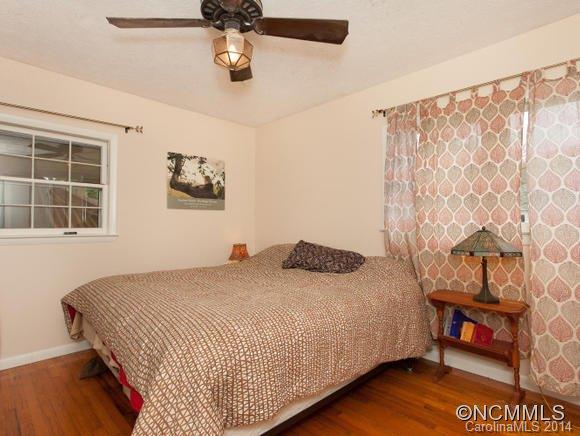 18 Moffitt Hill Drive Asheville NC 28805