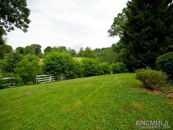 18 Moffitt Hill Drive Asheville NC 28805
