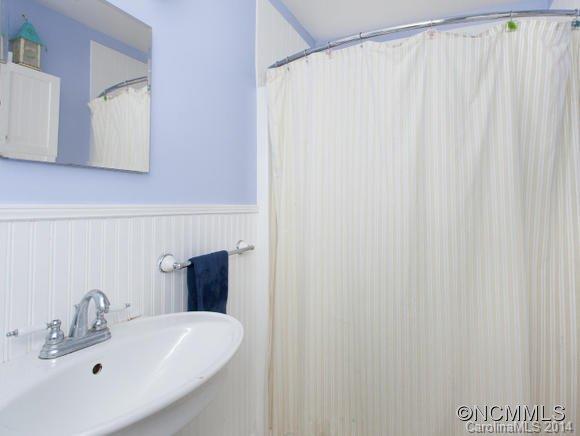 18 Moffitt Hill Drive Asheville NC 28805
