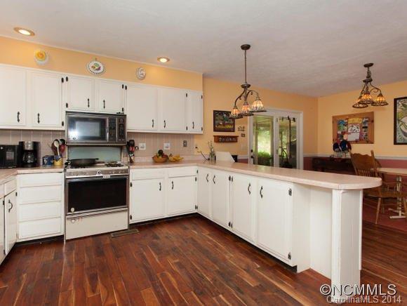 18 Moffitt Hill Drive Asheville NC 28805