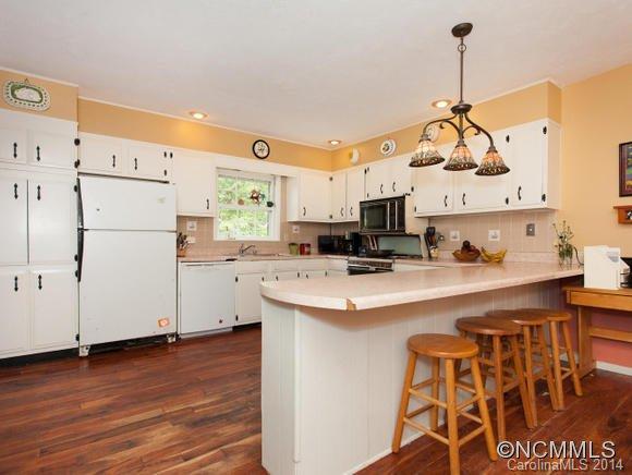 18 Moffitt Hill Drive Asheville NC 28805