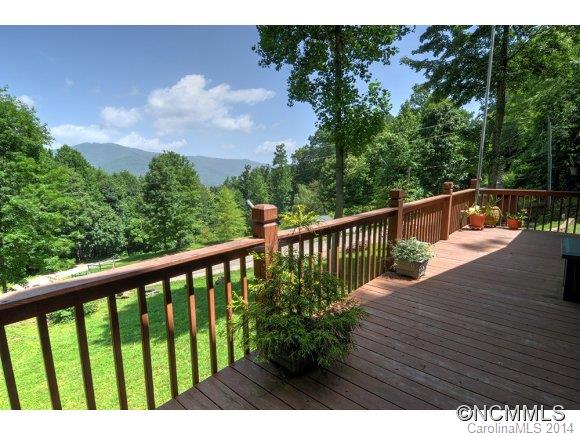 680 Crestmont Drive Waynesville NC 28786