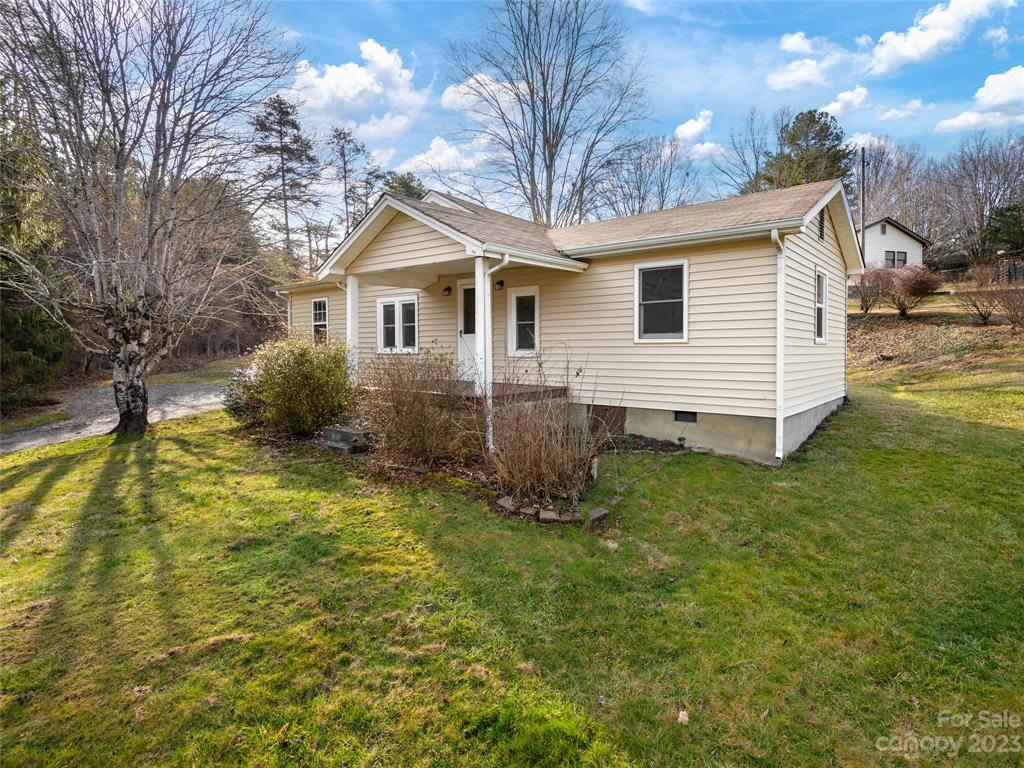 51 Longs Chapel Road Weaverville NC 28787