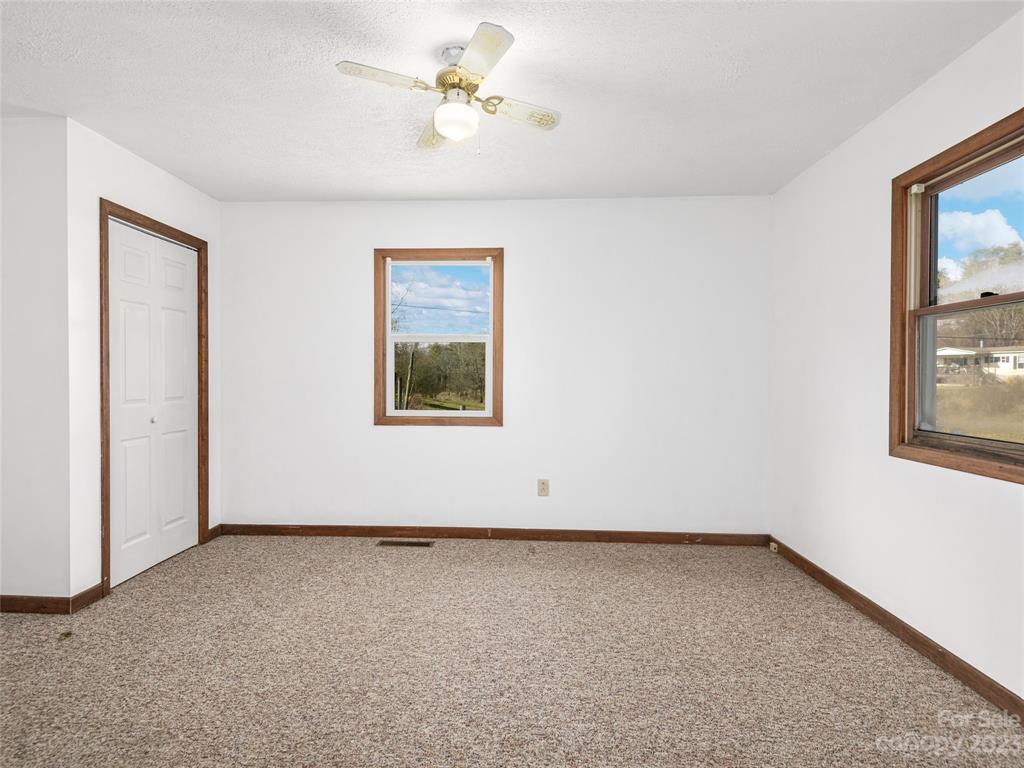 51 Longs Chapel Road Weaverville NC 28787