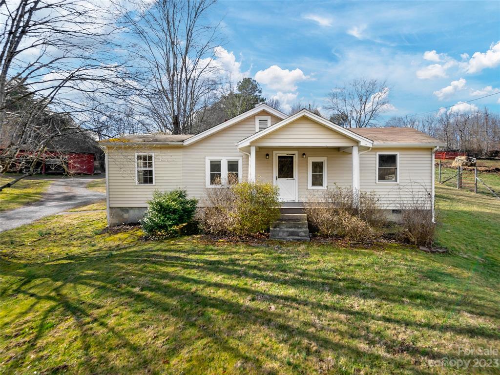 51 Longs Chapel Road Weaverville NC 28787