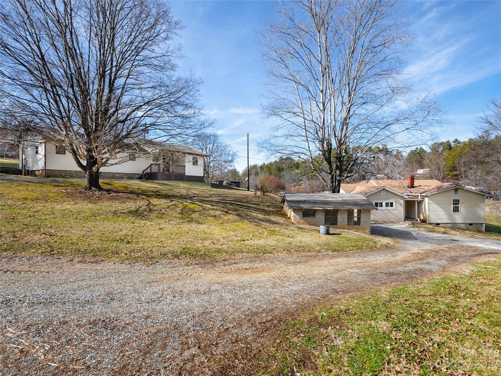 51 Longs Chapel Road Weaverville NC 28787