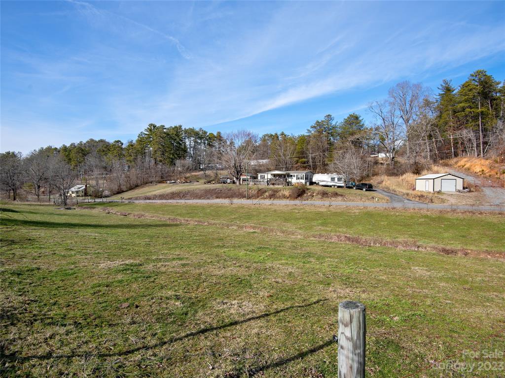 51 Longs Chapel Road Weaverville NC 28787