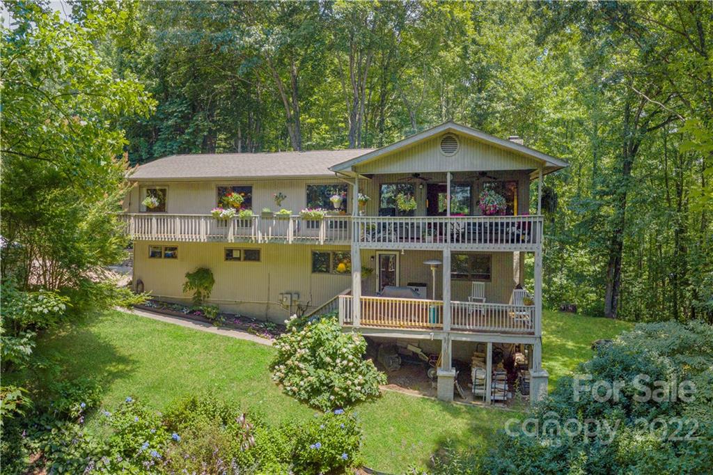 71 Laurelwood Lane Waynesville NC 28786