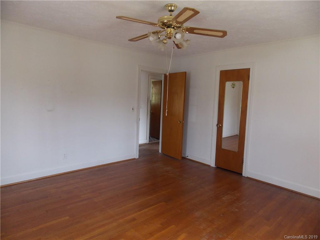165 Old County Home Road Asheville NC 28806